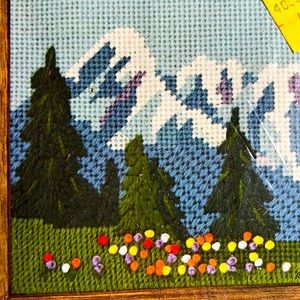 Vintage- Jiffy needle point “mountain flowers” 💯 pure wool